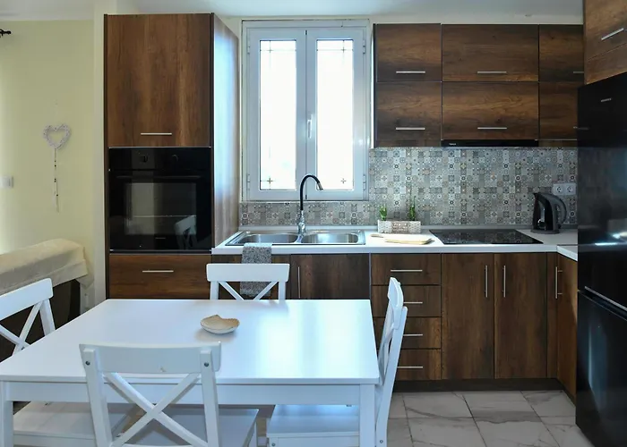 Beachfront Bliss In Corfu - Vasiliki's Sea House *