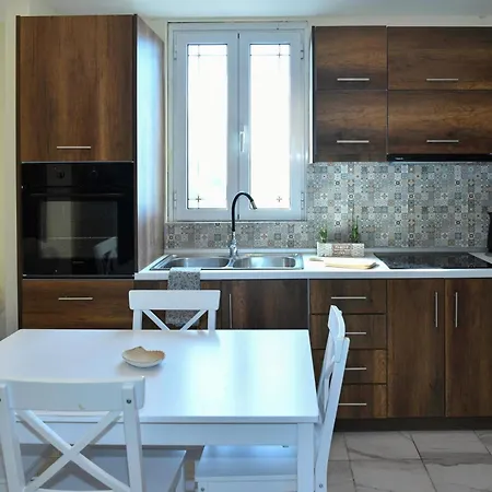 Beachfront Bliss In Corfu - Vasiliki's Sea House *